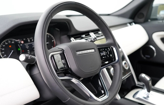Land Rover Discovery Sport cena 234900 przebieg: 8097, rok produkcji 2023 z Trzebiatów małe 379